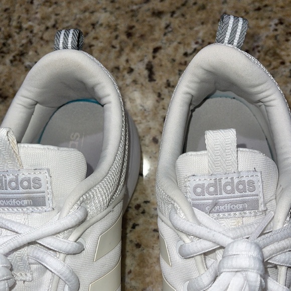 Adidas Cloudfoam - Picture 2 of 8